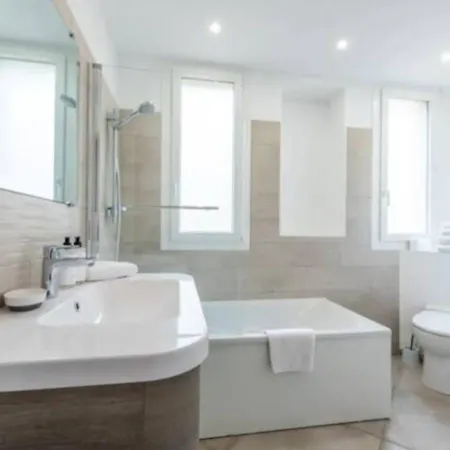 Le Madrid Avec Balcon Proche Croisette, Plages Et Palais Des Festivals Apartment Cannes